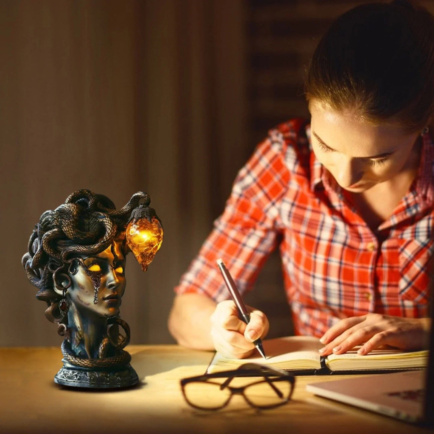 Medusa Table Lamp